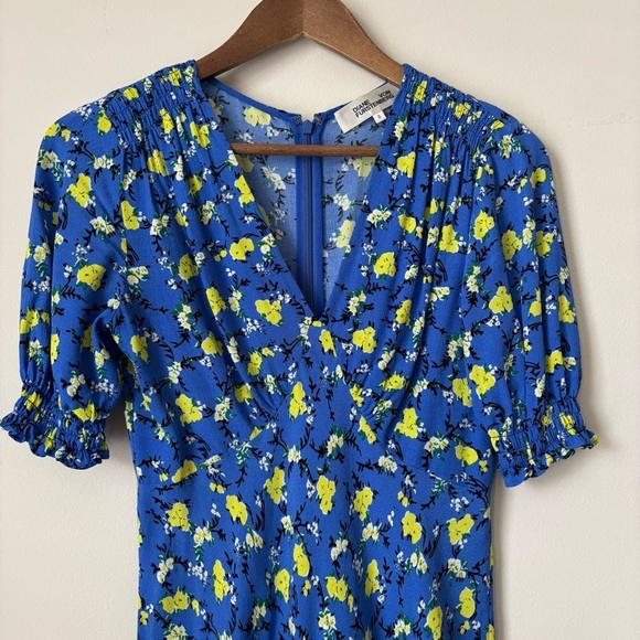 Diane von Furstenberg Jemma Blue Floral Print Midi Dress Sz 0 - Picture 3 of 9